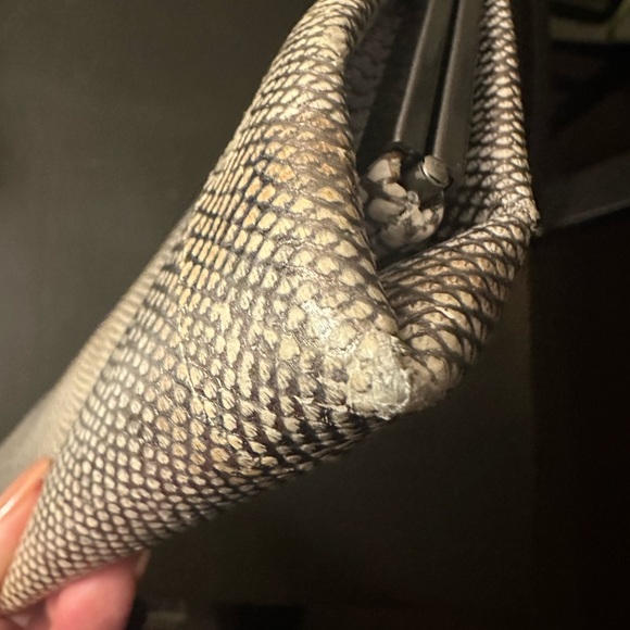 Slim Calvin Klein silver snake print clutch - Picture 10 of 13